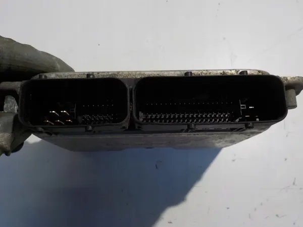 Computadora Motor VW LT II 2.5 TDI OEM 074906018BK image 4