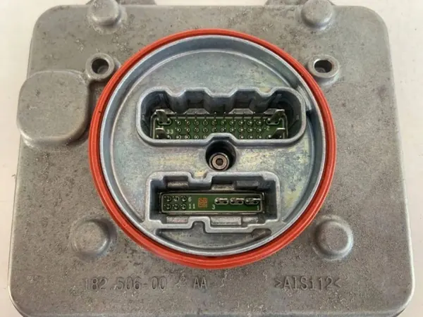 Module LED d'occasion OEM 4H0941329A pour Audi A6 image 5