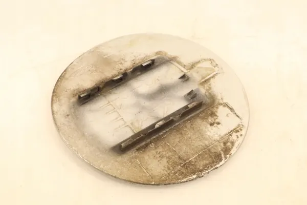 Kraftstoffklappe FORD FIESTA MK7 OEM 8A61-A405A02-AF image 3