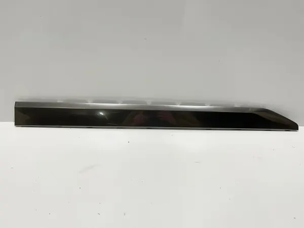 Kia EV3 Chromleiste OEM 87726-EV100 - Gebraucht image 2