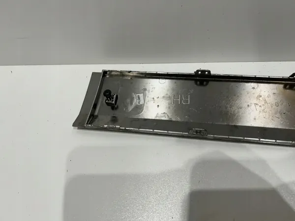 Kia EV3 Chromleiste OEM 87726-EV100 - Gebraucht image 6