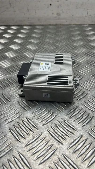 Convertidor de voltaje OEM 5H0907155 12V a 230V image 2