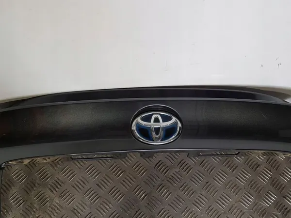 Toyota OE 76811-F4010 Panel de maletero image 6