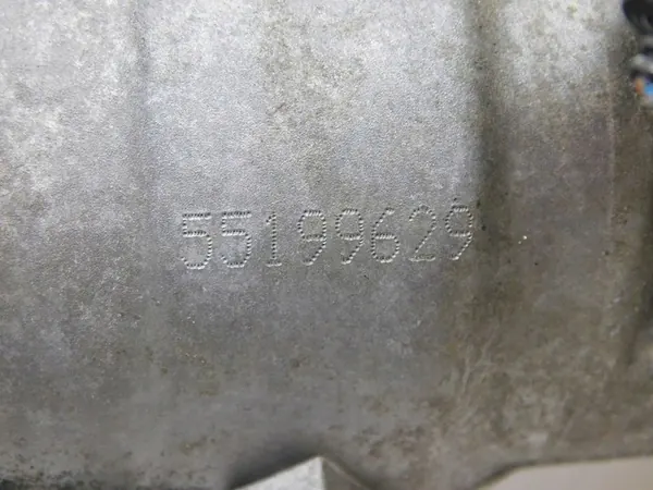 Oljefilterhus Opel 1.9 16V CDTI 150 Vectra C Astra H image 3