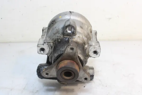 Renault OE 8200374085 Power Steering Pump image 4