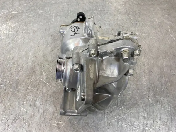 2025 Mazda CX-70/90 Främre differential D405130374 image 4