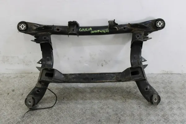 Cuna trasera OEM 00505469650 para Alfa Romeo Giulia image 2