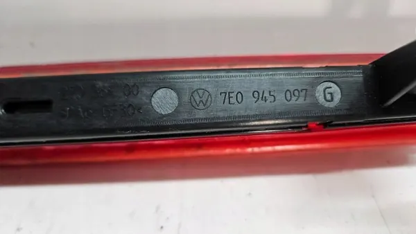 Feu stop Volkswagen OE 7E0945097G - Occasion image 7