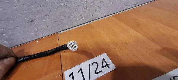 Capteur de lumière de recul Suzuki Jimny III 04r OEM MIA13011 image 2