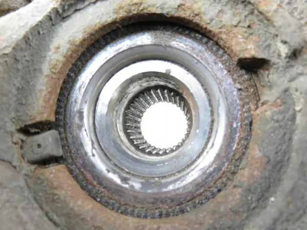 RF7J Cojinete del buje delantero derecho para Mazda 5 CR19 2.0 MZR-CD image 4