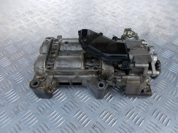 Bomba de aceite árboles equilibrio Mazda 2.2 Diesel OEM image 2
