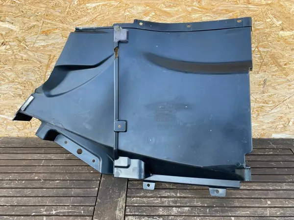 McLaren Luchtinlaatleiding Links OEM 13A6239CP image 3