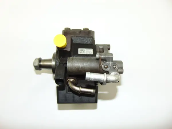 Brandstofpomp 03L130755AL Siemens Audi Seat Skoda VW 1.6 TDI image 7