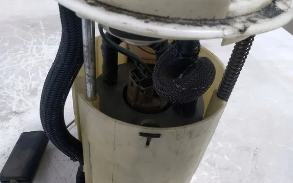 Brandstofpomp Drijver Fiat Stilo 1.2 16V 0580313089 image 2