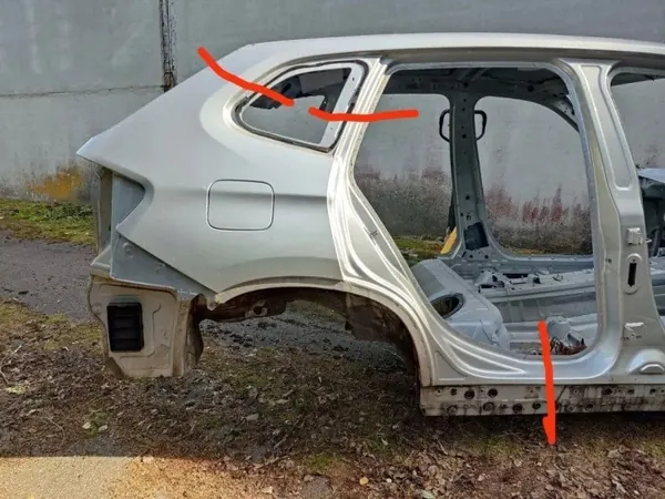BMW X1 E84 oikea takasivu OEM 41002993127 image 2