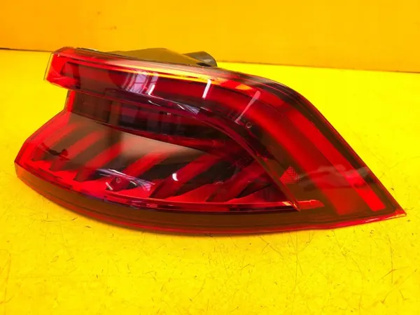 Audi OE 4M8945070B conjunto de luz trasera image 2