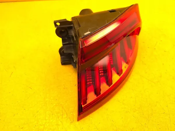 Audi OE 4M8945070B conjunto de luz trasera image 5