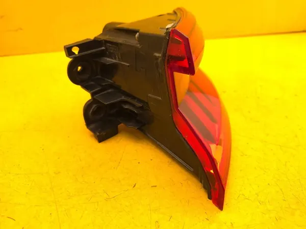 Audi OE 4M8945070B conjunto de luz trasera image 6