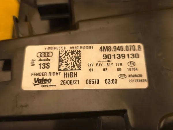 Audi OE 4M8945070B conjunto de luz trasera image 9