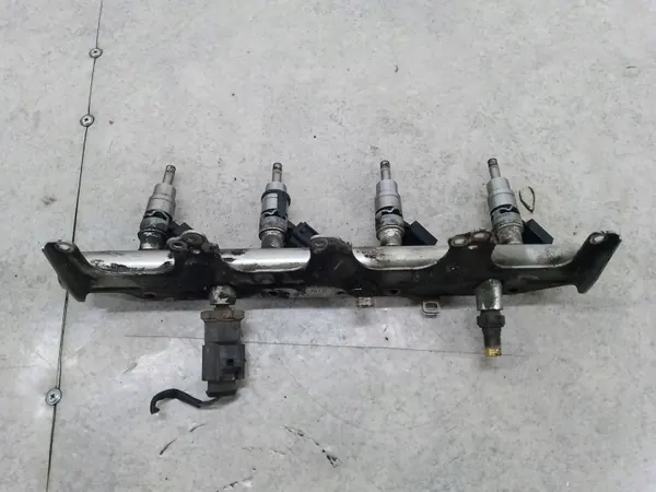 Riel de inyección OEM 06F133317 para Audi A6 C6 2.0 TFSI image 2