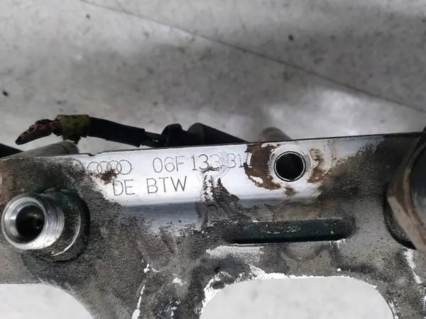 Riel de inyección OEM 06F133317 para Audi A6 C6 2.0 TFSI image 6