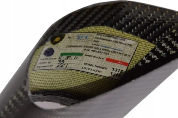 Cache de base gauche carbone Lamborghini LP560 L l image 3