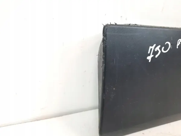 2016 Opel Vivaro Front Door Trim 808213720R image 3