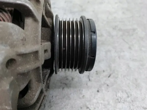 Vaihtovirtageneraattori Renault Scenic I Lift 1.9 DCI 7700430182 image 3