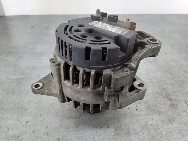 Vaihtovirtageneraattori Renault Scenic I Lift 1.9 DCI 7700430182 image 6