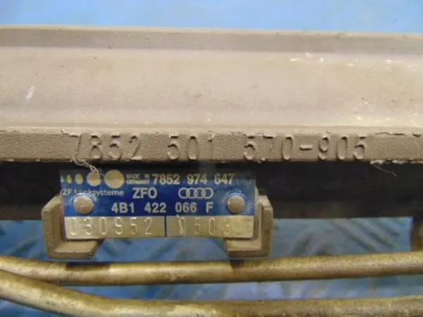 AUDI A4 B5 1.9TDI Caixa de Direção 4B1422066F image 5