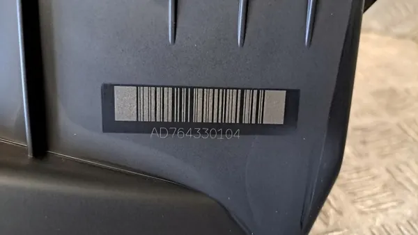 BMW X5 G05 Luftfilter OEM 7643301 - Gebraucht image 3
