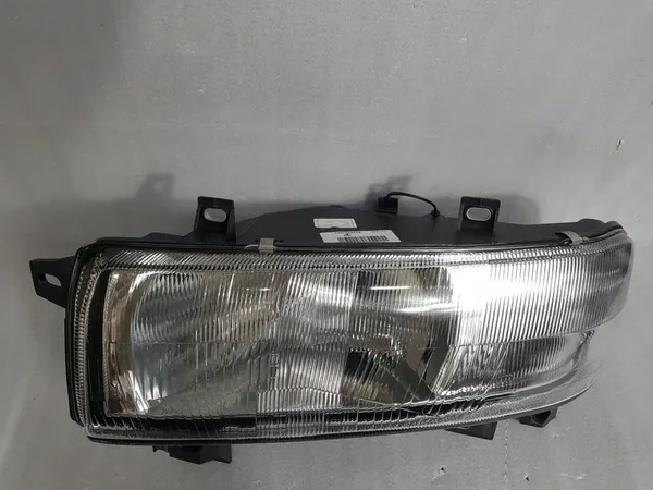 Farol dianteiro esquerdo Renault Trafic II Depo 7701044518 image 2
