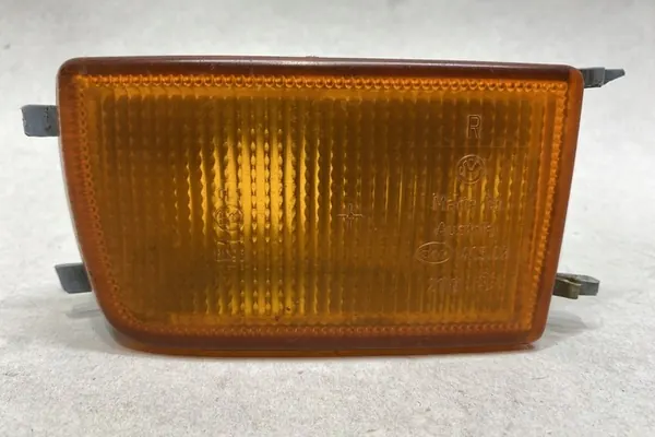 Pisca dianteiro direito VW GOLF III 1H0953156 image 3