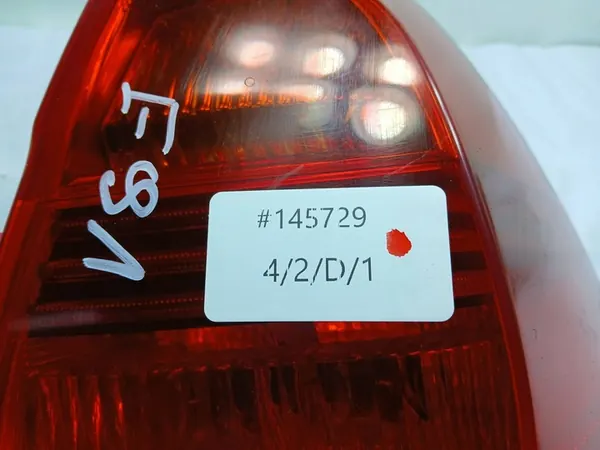 Inserto de lámpara trasera derecha BMW 3 E91 Touring image 6