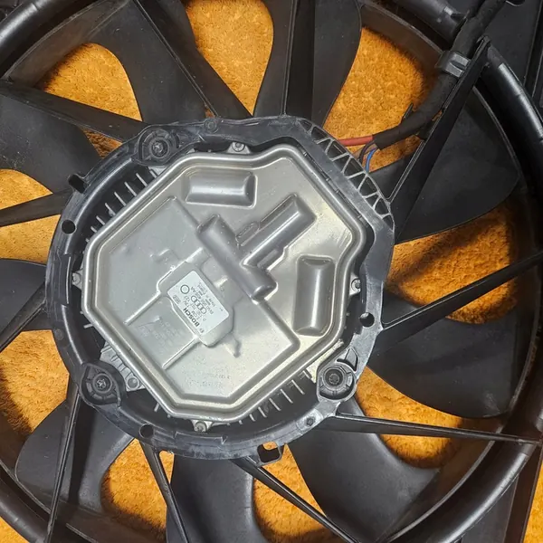 Motorfläkt 8W0959455AB för Audi image 6