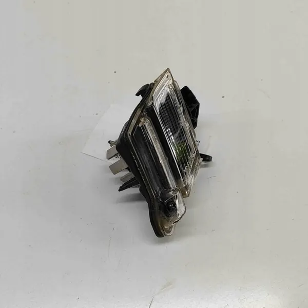 Luz de Ré Lexus UX 2.0L OEM image 5