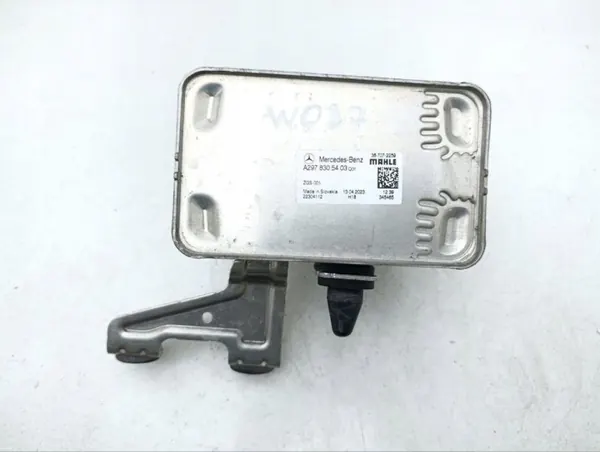 Refroidisseur d'huile Mercedes-Benz A2978305403 EQE V295 image 2