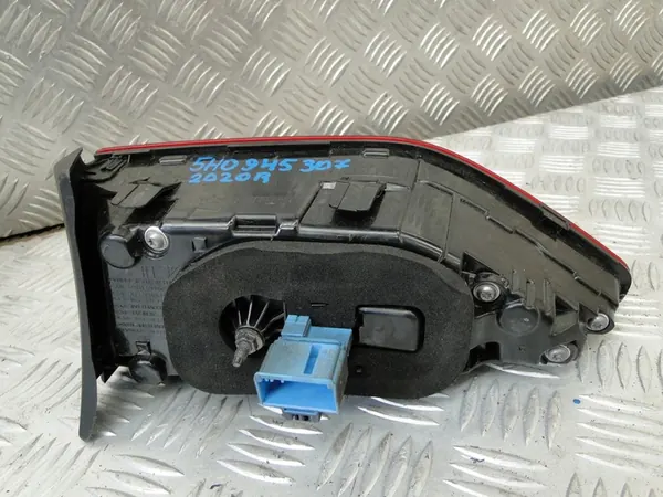 Luz Trasera Izquierda VW Golf VIII 5H 5H0945307 image 3