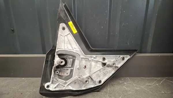 Vasen Peilitrikoon VW T6 image 4