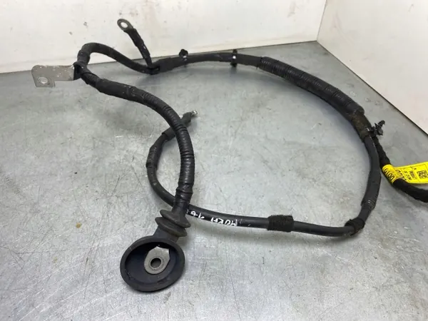 Abrazadera terminal positivo Opel Mokka OEM FBZ16661 image 3