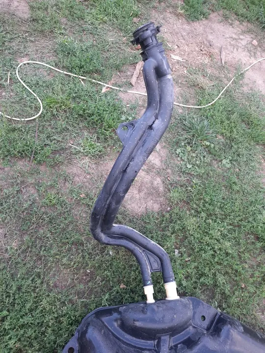 Bränsletank Renault Express med pump 172024271R image 3