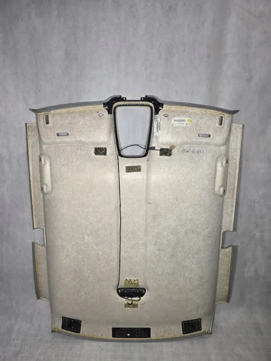 Garniture de plafond Audi OE 8W6867506B - État utilisé image 5