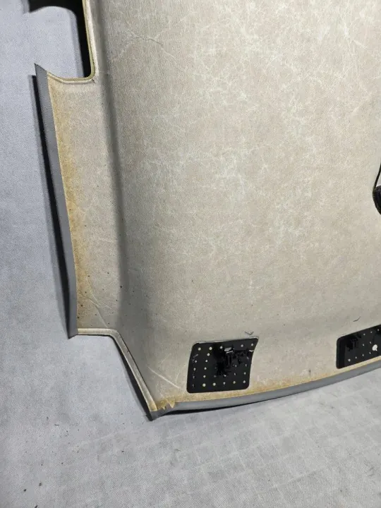 Garniture de plafond Audi OE 8W6867506B - État utilisé image 9