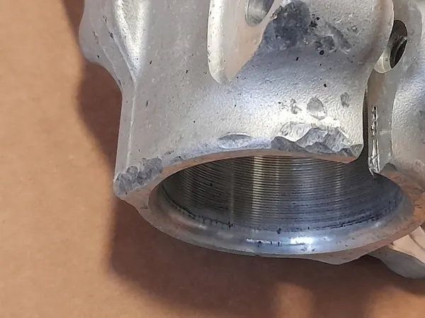 Vasen etujousituen haarukka OEM 686592901 BMW 5 image 6