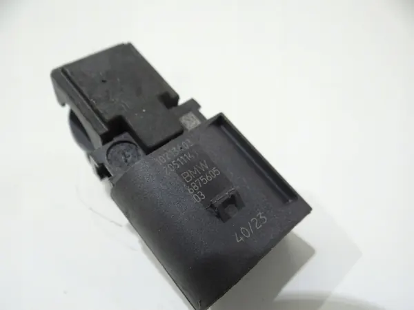 Pressure Sensor BMW E84 E90 F10 F30 F48 6875605 image 3