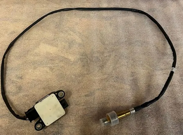 NOX-anturi Audi 8W0906261E image 2