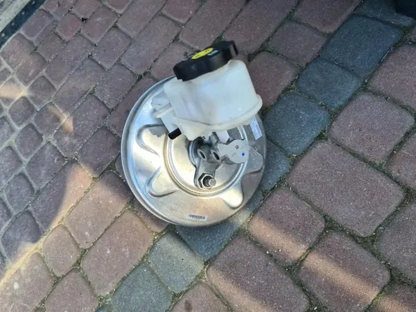 Servofreio usado OEM C368 para Opel Insignia B image 2