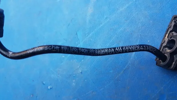 Jarruletku Porsche OE OEM 7P0614727J Cayenne image 6