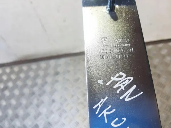 Batteriehalter Porsche Panamera OEM 97061102601 image 4
