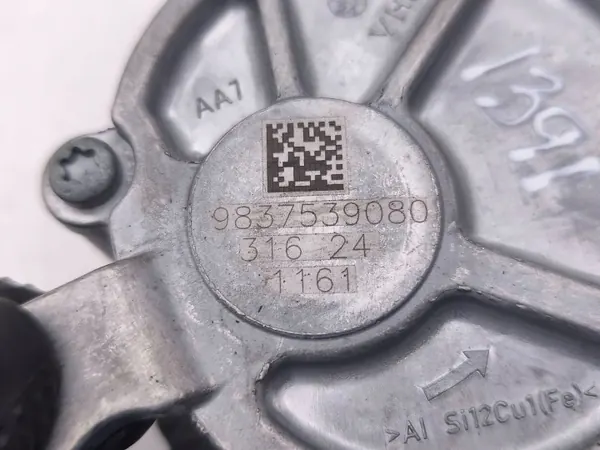 Tyhjiöpumppu OEM 9837539080 1.2 PureTech MHEV:lle image 6